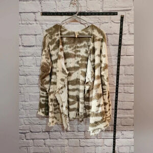 XCVI white/olive green tie-dye open cardigan with frayed hem and cuffs Small